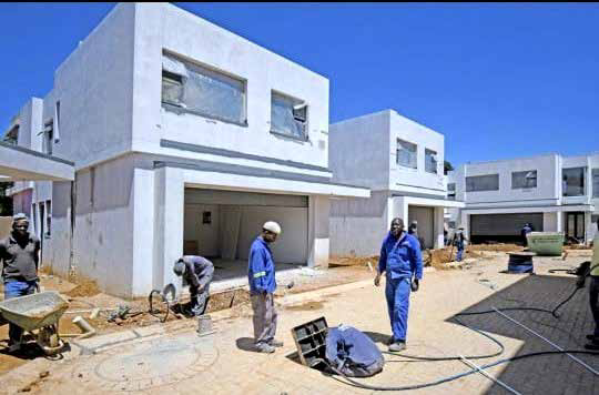 Rumaan construction team on site
